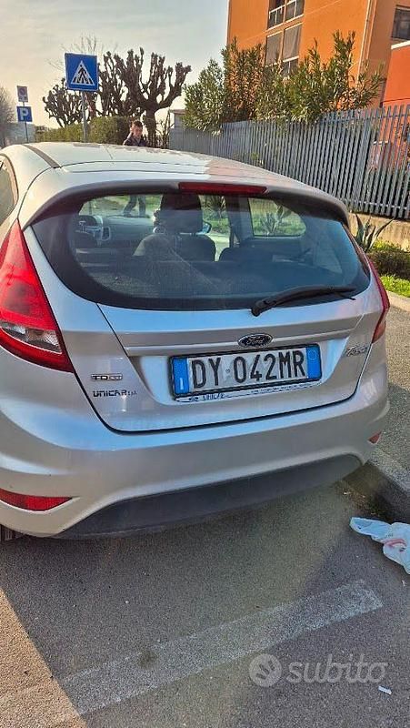 Usata Ford Fiesta 68 CV (50 kW) 2008 Utilitaria