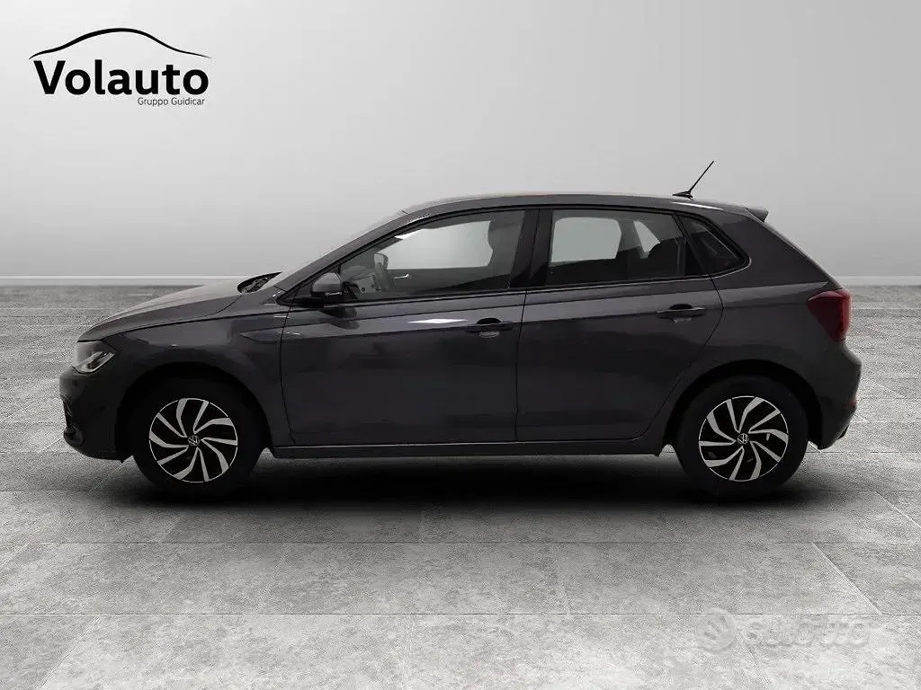 Occasion VW Polo Life 95 PK (69 kW) 2023 Grijs Hatchback