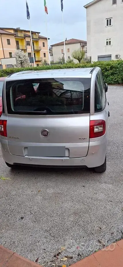 Usata Fiat Multipla 163 CV (119 kW) 2009 Grigio Monovolume