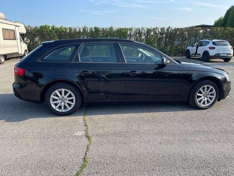 Usata Audi A4 Business 143 CV (105 kW) 2013 Nero Station wagon