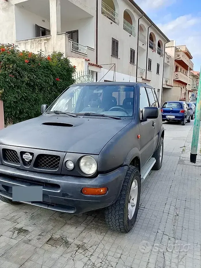 Usata Nissan Terrano 125 CV (91 kW) 1999 Nero SUV