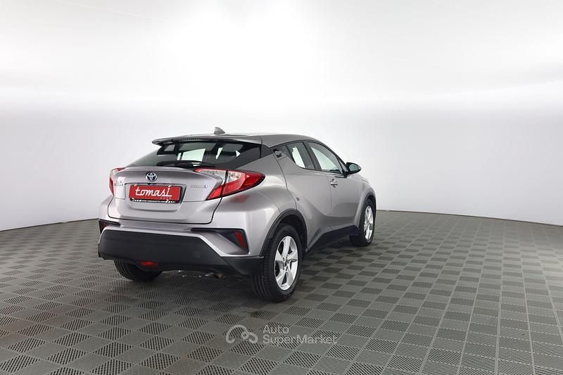 Usata Toyota C-HR Active 122 CV (89 kW) 2019 Gray SUV