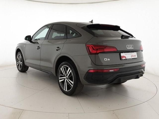 Usata Audi Q5 Sportback S-Line 204 CV (150 kW) 2024 Grigio chronos metallizzato SUV