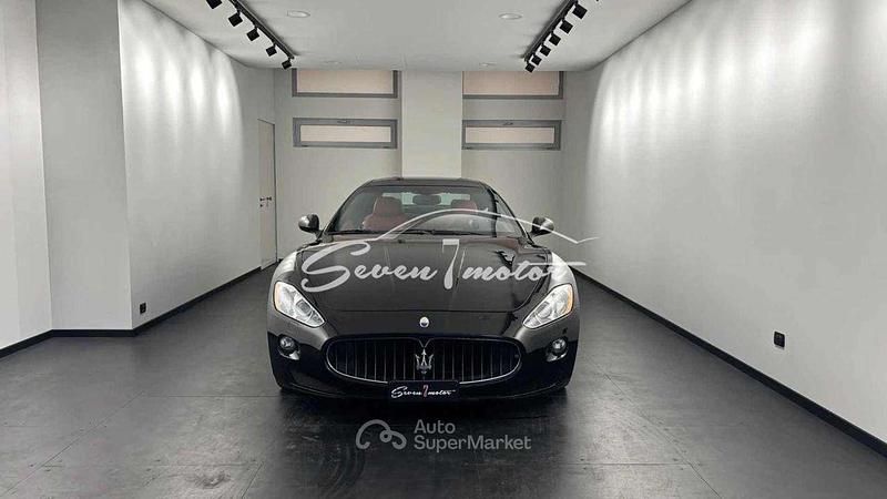 Usata Maserati Granturismo 405 CV (297 kW) 2009 Nero Coupé