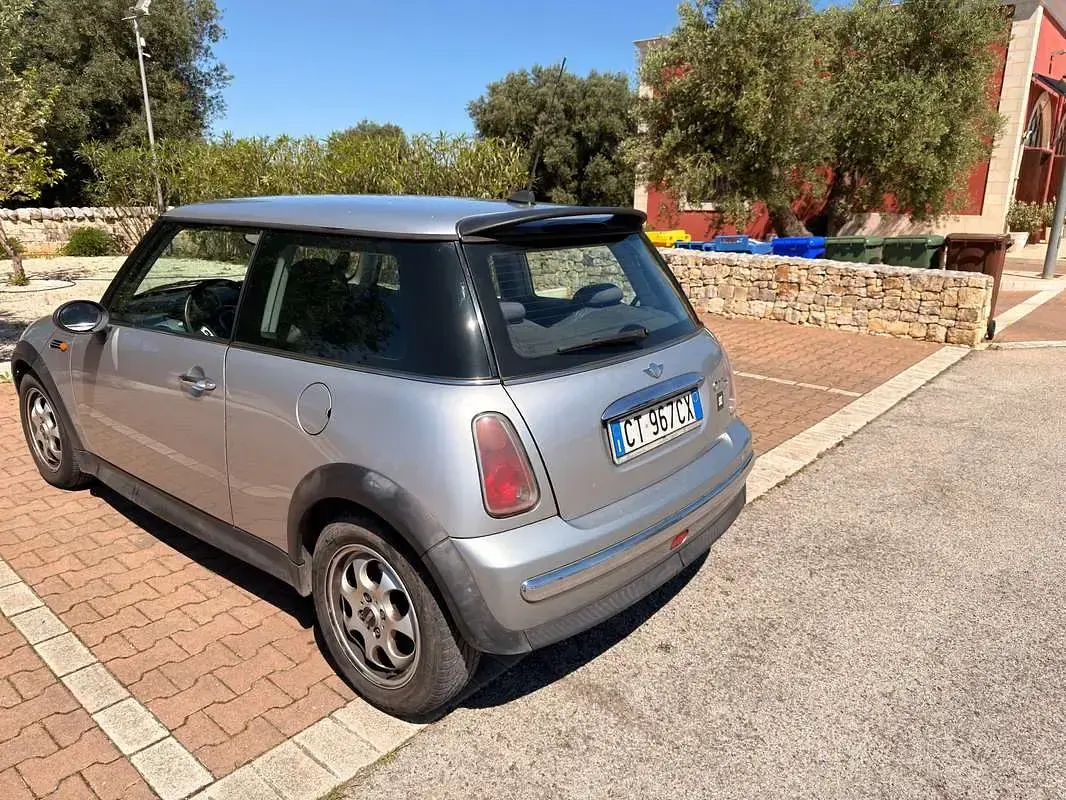 Usata Mini One D 75 CV (55 kW) 2005 Grigio Utilitaria