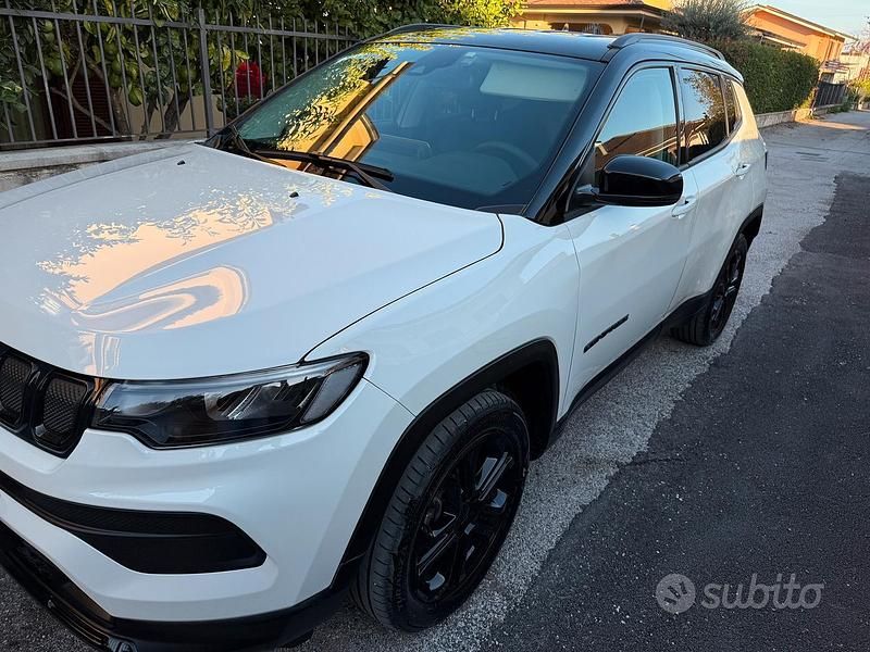 Usata Jeep Compass Night Eagle 131 CV (96 kW) 2024 Bianco SUV