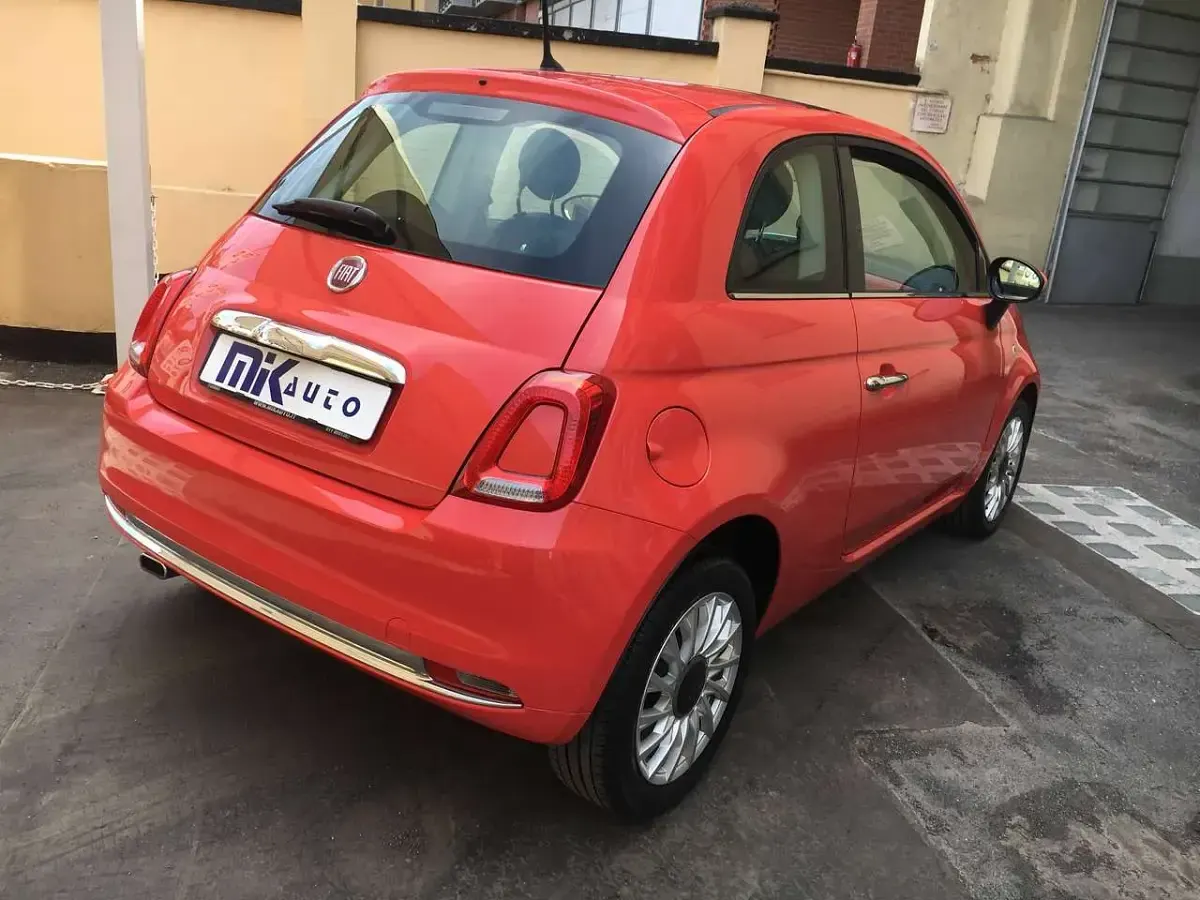 Usata Fiat 500 Lounge 95 CV (69 kW) 2017 Corallo Utilitaria