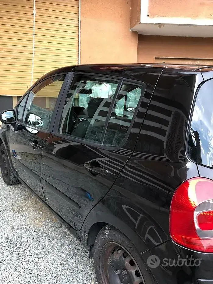 Usata Renault Modus 75 CV (55 kW) 2008 Nero Monovolume