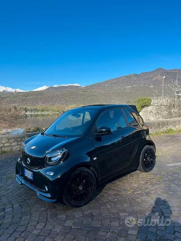 Usata Smart ForTwo Cabrio 2019 Nero Cabrio