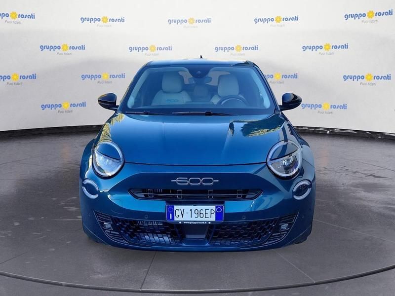 Usata Fiat 600 La Prima 110 CV (80 kW) 2024 Verde SUV