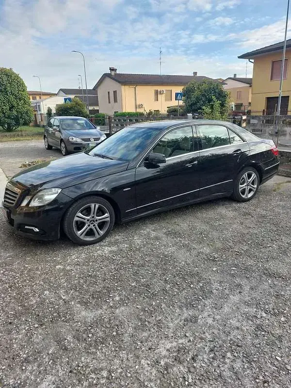 Usata Mercedes E220 Avantgarde 170 CV (125 kW) 2009 Berlina