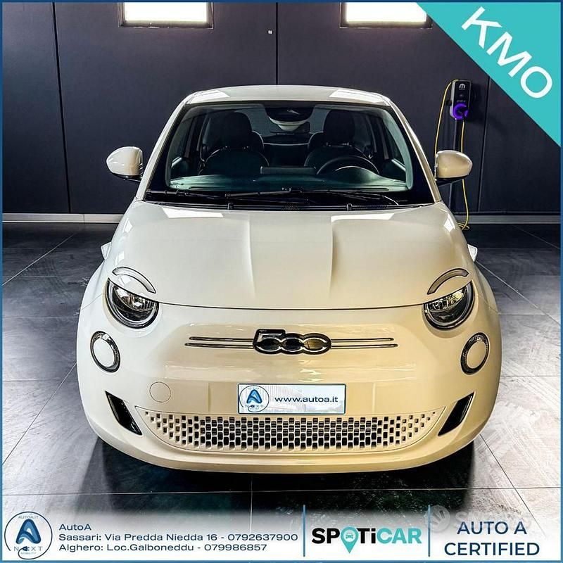 Nuova Fiat 500e 69 kW (95 CV) 2025 Bianco Berlina