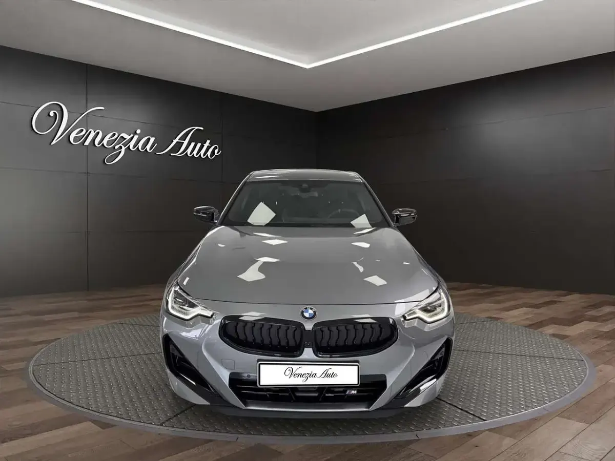 Usata BMW M240i 374 CV (275 kW) 2025 Grigio Coupé