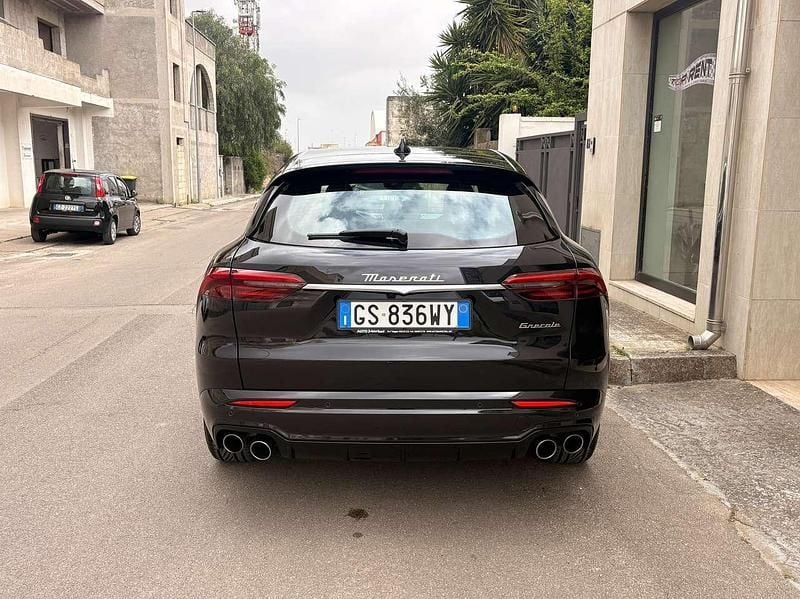 Begagnad Maserati Grecale GT 250 HK (183 kW) 2024 Svart SUV