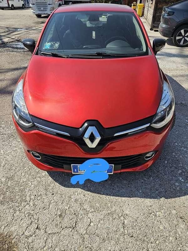 Usata Renault Clio IV 90 CV (66 kW) 2014 Berlina