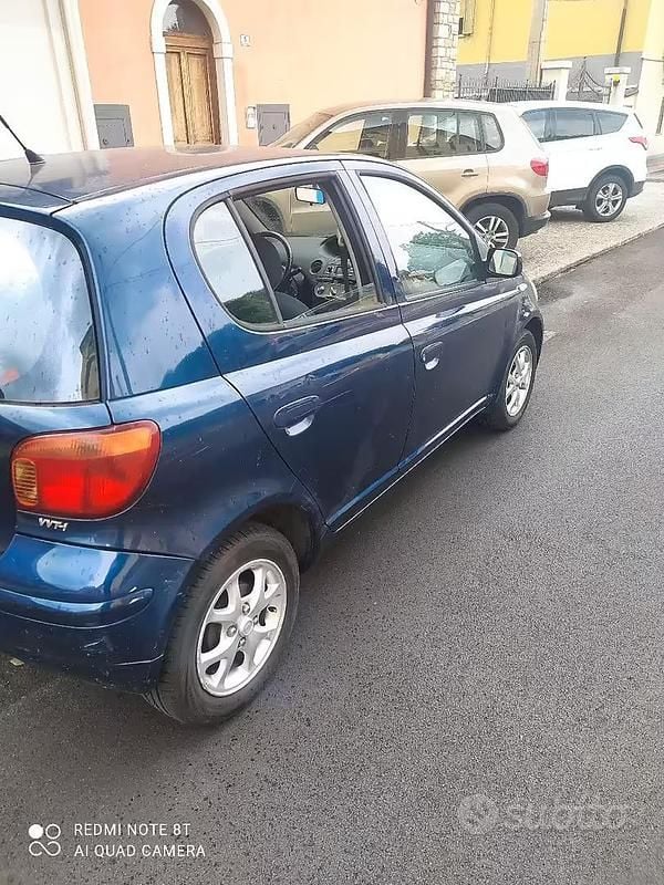 Usata Toyota Yaris 75 CV (55 kW) 2009 Blu Utilitaria