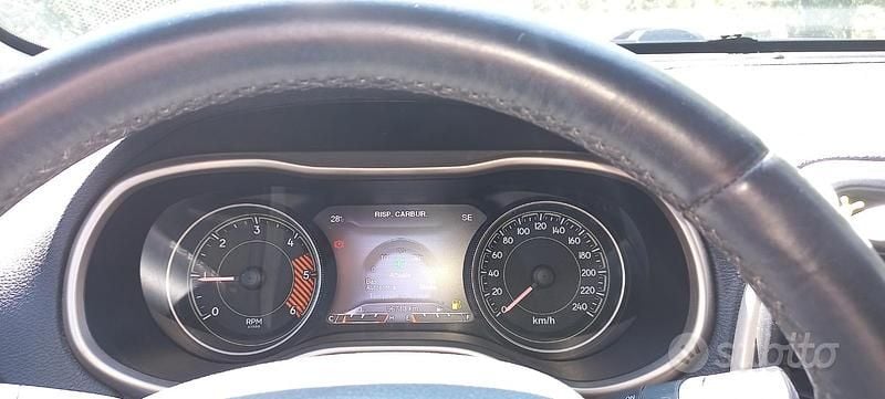 Usata Jeep Cherokee Limited 140 CV (102 kW) 2014 Grigio SUV