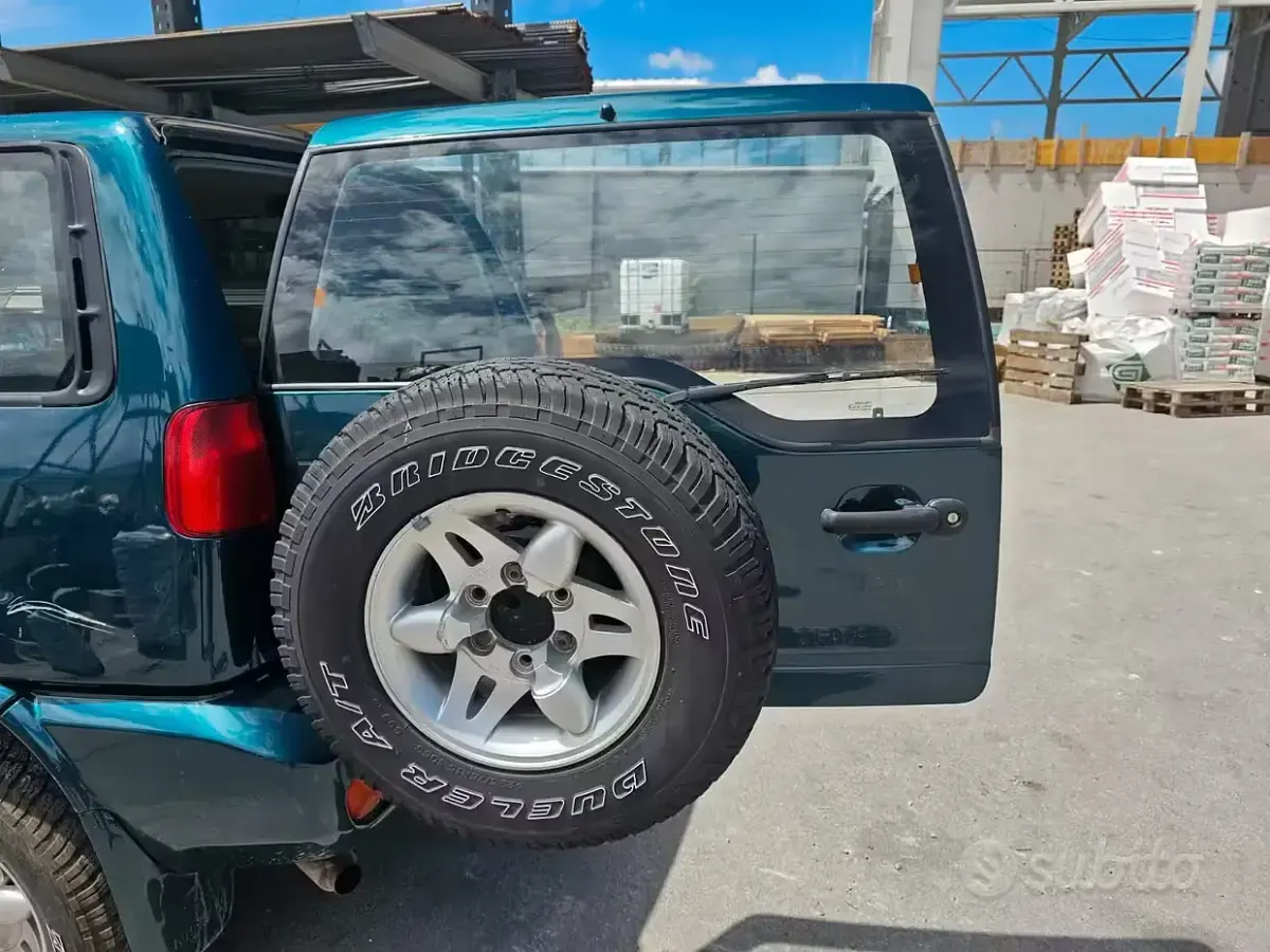 Usata Nissan Terrano 99 CV (72 kW) 1997 SUV