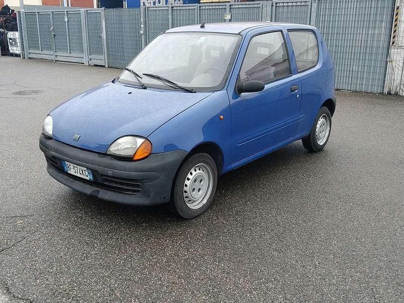 Usata Fiat 600 54 CV (39 kW) 1999 Blu/azzurro Utilitaria