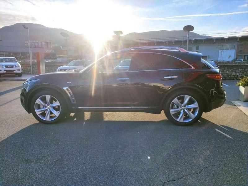 Usata Infiniti Fx30 238 CV (175 kW) 2014 Nero metallizzato SUV