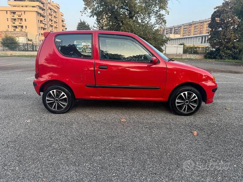 Usata Fiat Seicento 39 CV (28 kW) 2000 Rosso Utilitaria
