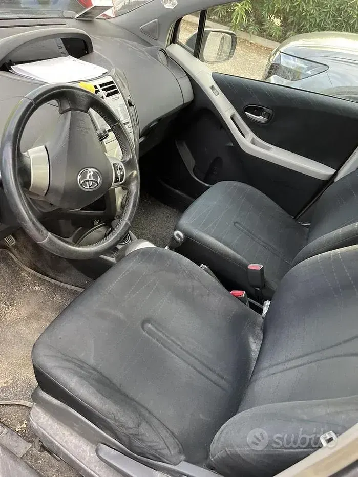 Usata Toyota Yaris 75 CV (55 kW) 2008 Utilitaria