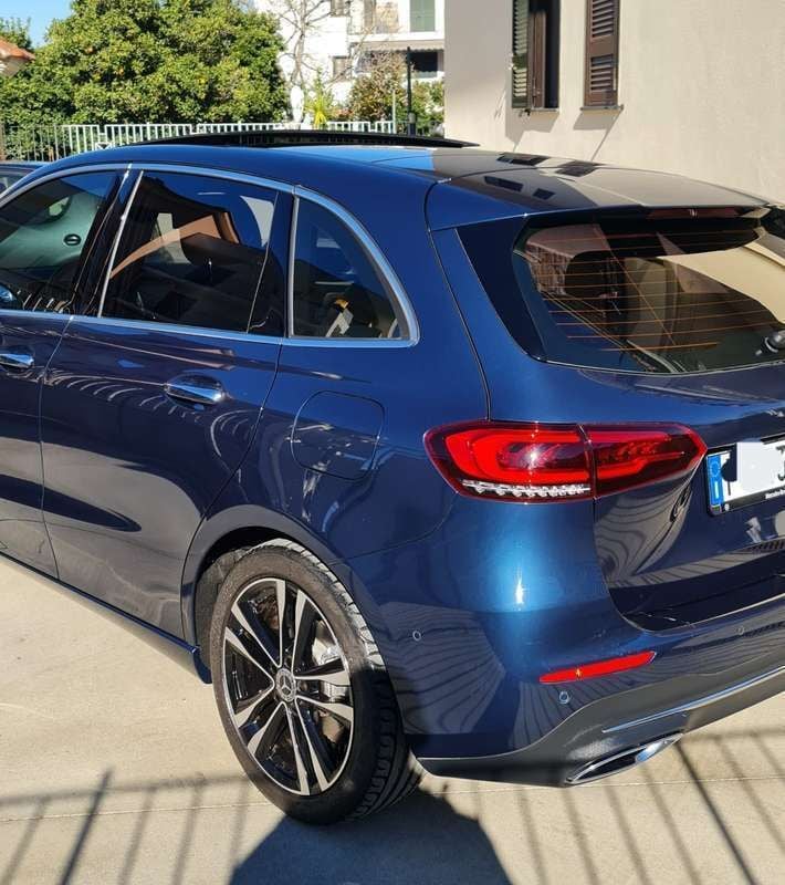 Usata Mercedes B180 Executive 116 CV (85 kW) 2019 Blu Monovolume