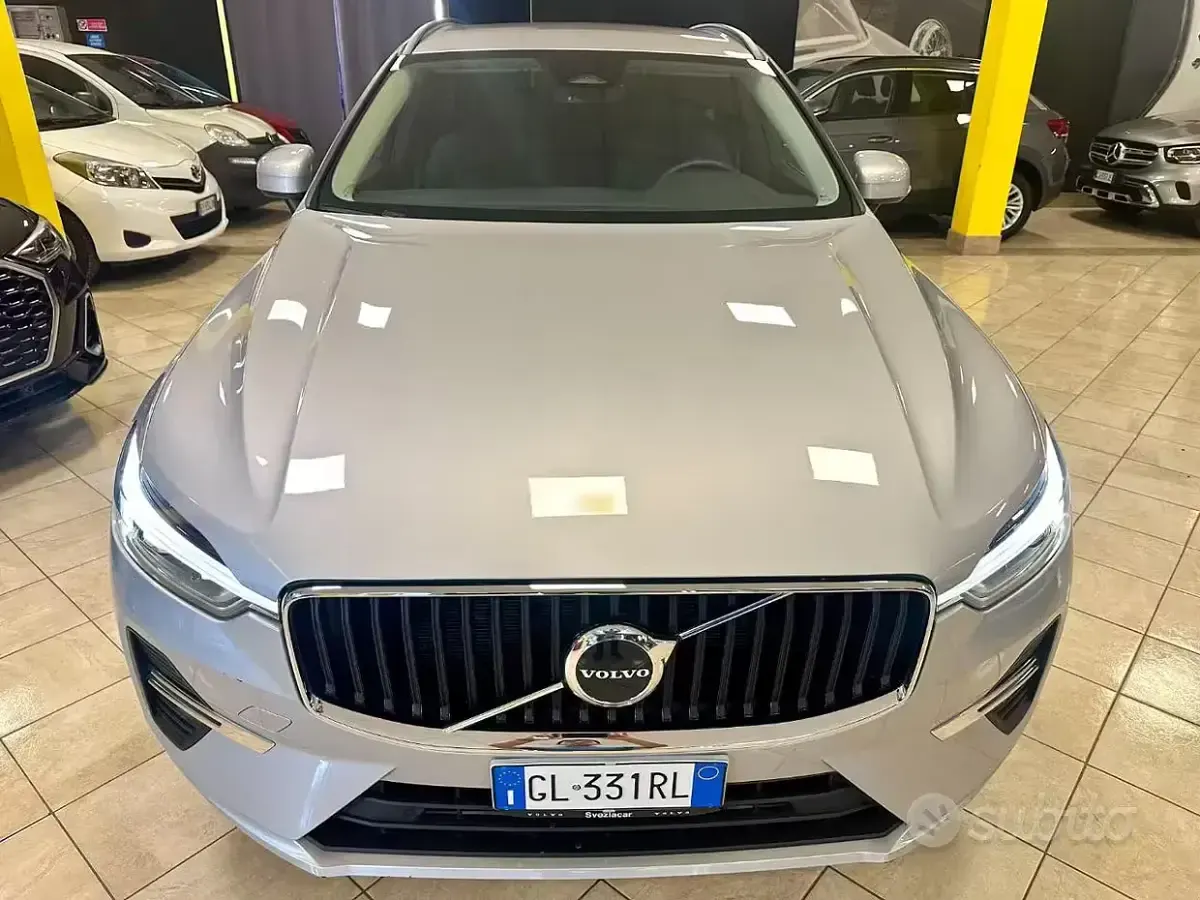 Usata Volvo XC60 197 CV (144 kW) 2022 Grigio SUV