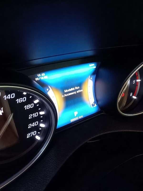 Usata Maserati Levante 275 CV (202 kW) 2016 Bianco SUV