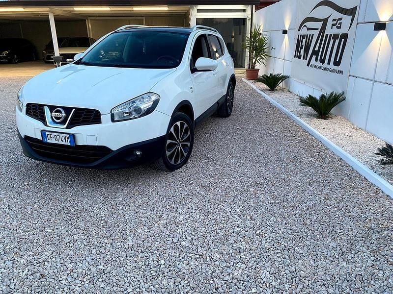 Usata Nissan Qashqai Tekna 110 CV (80 kW) 2011 Bianco SUV