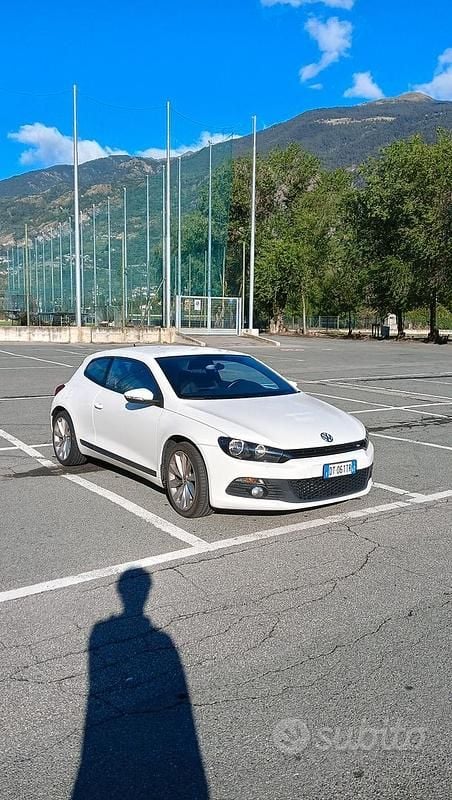 Usata VW Scirocco 200 CV (147 kW) 2009 Bianco Coupé