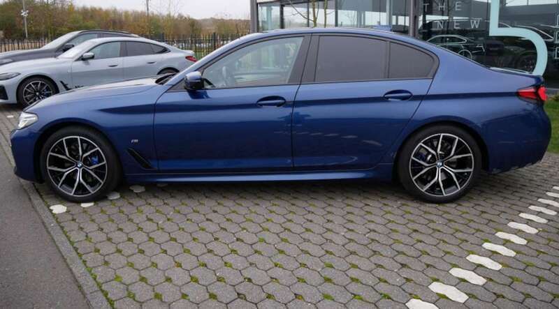 Usata BMW 530 M Sport 252 CV (185 kW) 2020 Blu/azzurro Berlina