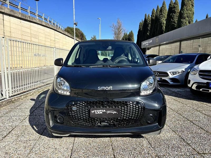 Usata Smart ForTwo Coupé 41 kW (56 CV) 2020 Nero Utilitaria
