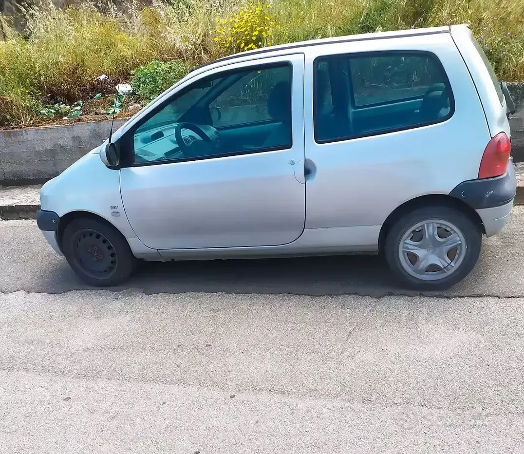 Usata Renault Twingo 2002 Grigio Utilitaria