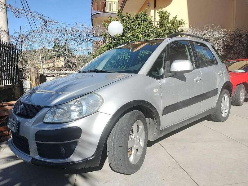 Usata Suzuki SX4 120 CV (88 kW) 2007 Argento SUV