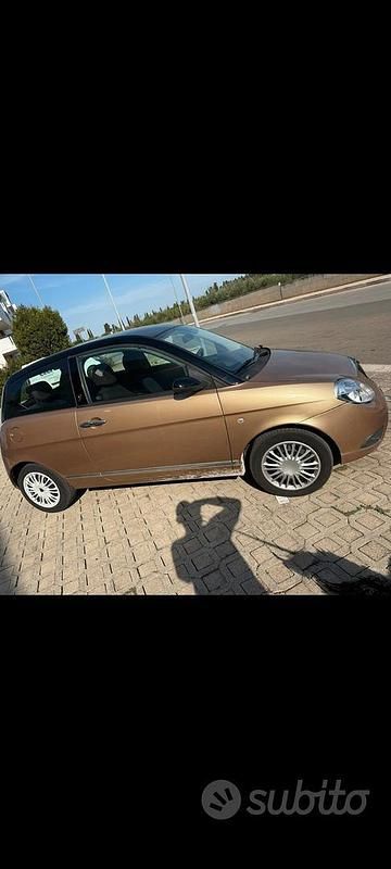 Usata Lancia Ypsilon 69 CV (50 kW) 2006 Utilitaria