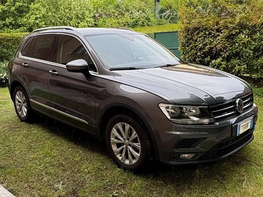 Usata VW Tiguan Business 116 CV (85 kW) 2018 Grigio SUV