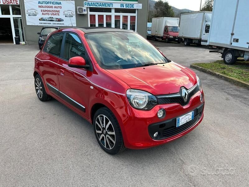 Usata Renault Twingo Life 69 CV (50 kW) 2016 Rosso Utilitaria