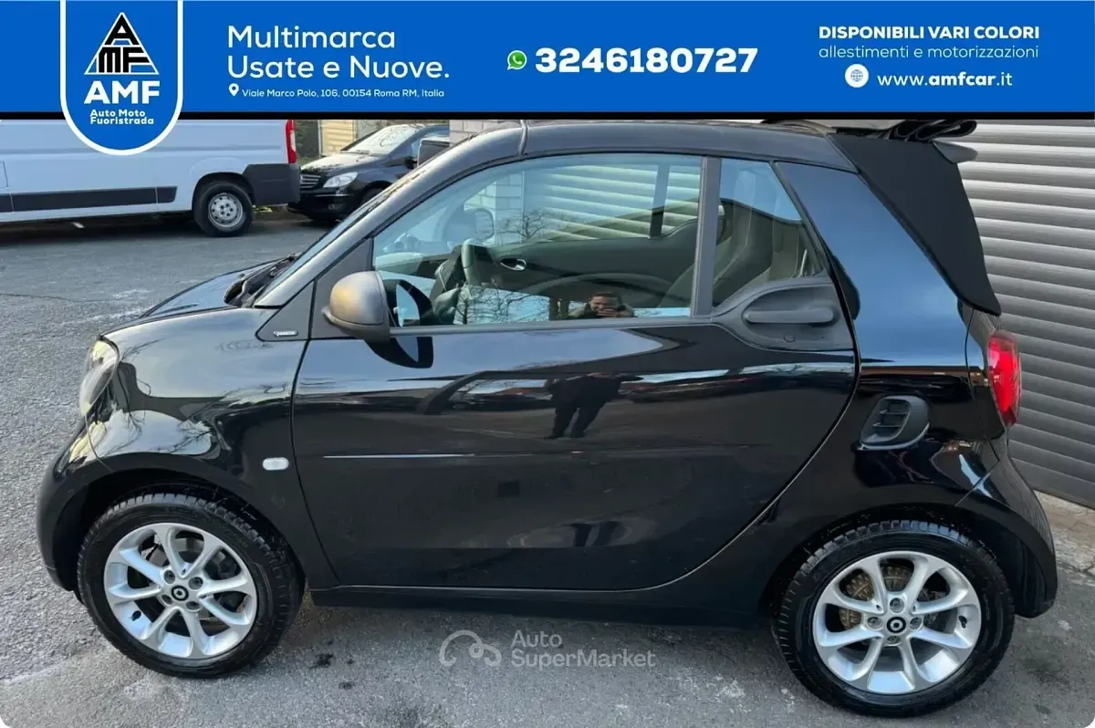 Begagnad Smart ForTwo Cabrio 90 HK (66 kW) 2019 Svart Cab