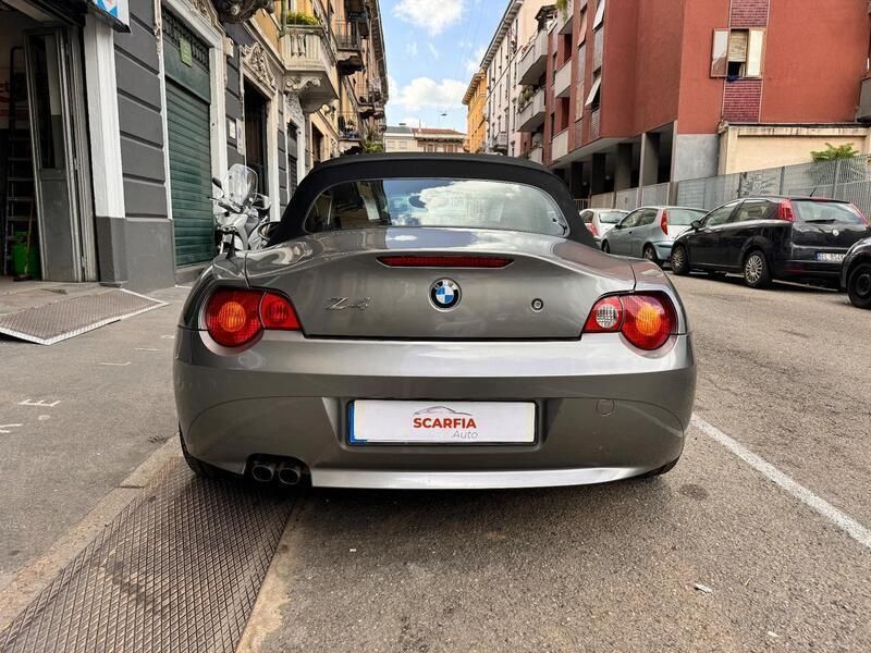 Usata BMW Z4 Efficient Dynamics 191 CV (140 kW) 2003 Grigio Cabrio