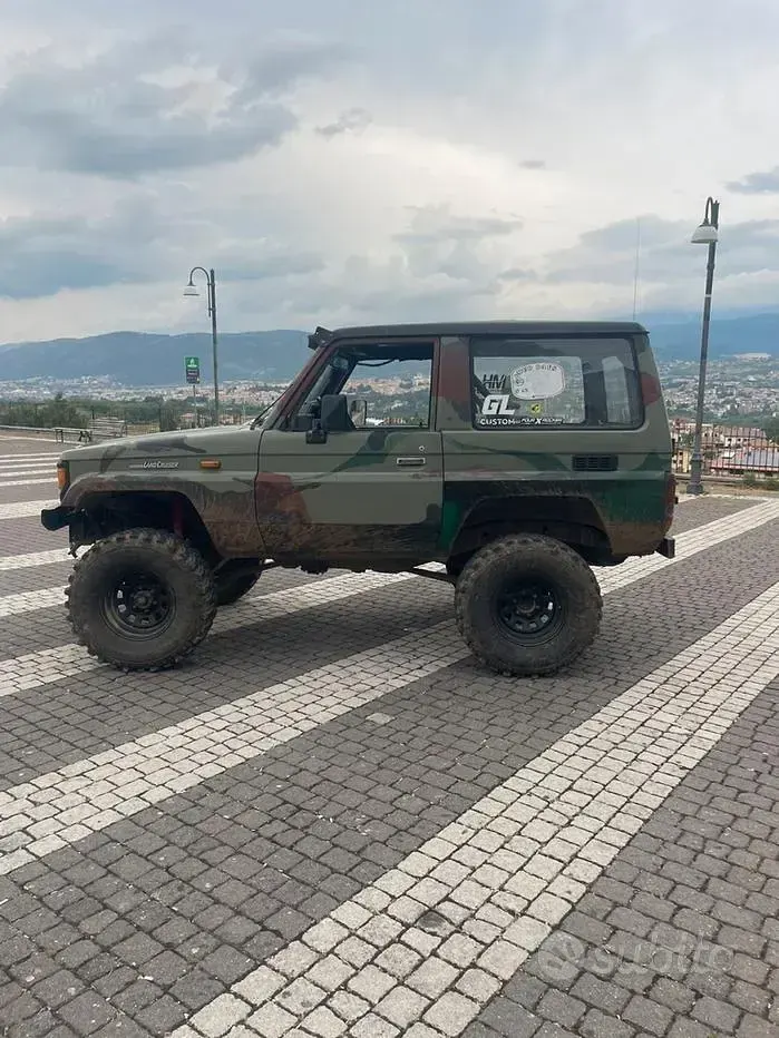 Usata Toyota Land Cruiser 86 CV (63 kW) 1984 SUV