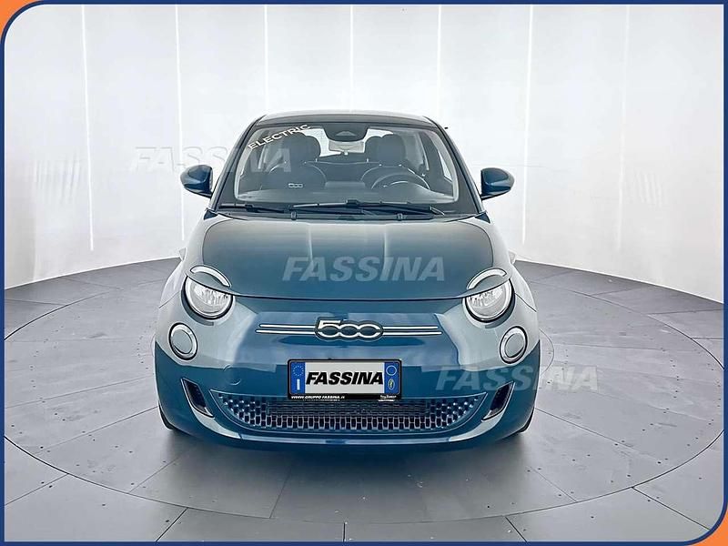 Usata Fiat 500e Action 69 kW (95 CV) 2022 Blu Berlina