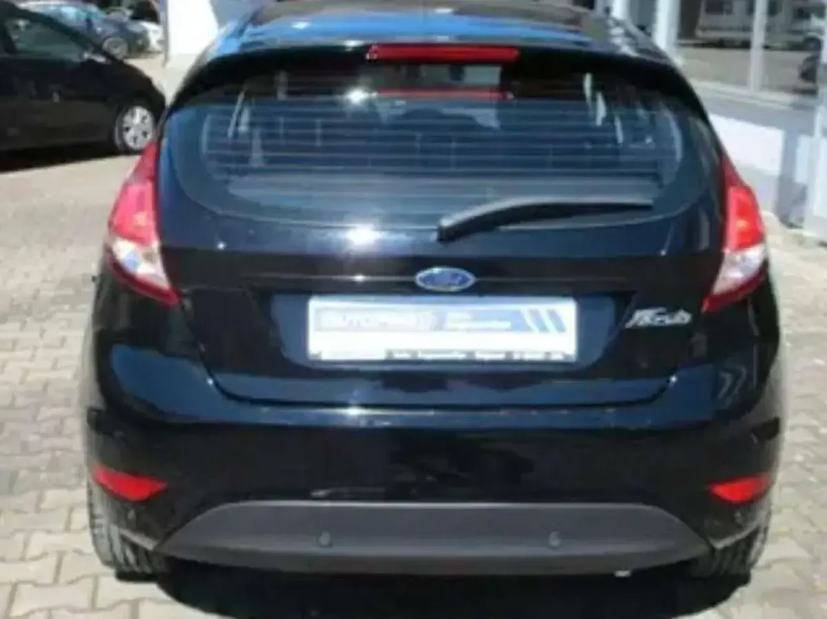 Usata Ford Fiesta Titanium 92 CV (67 kW) 2014 Other Utilitaria