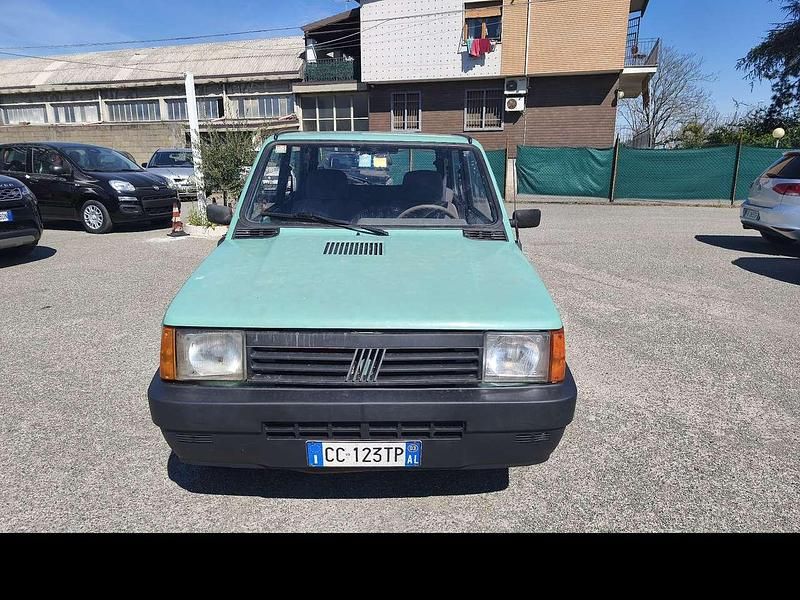 Usata Fiat Panda Young 54 CV (39 kW) 2003 Blu/azzurro Utilitaria