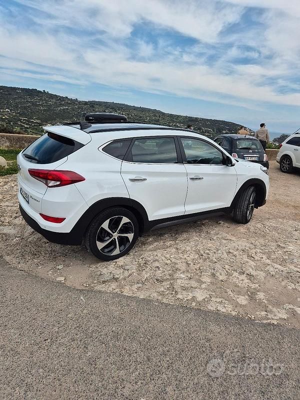 Usata Hyundai Tucson 141 CV (103 kW) 2016 Bianco SUV