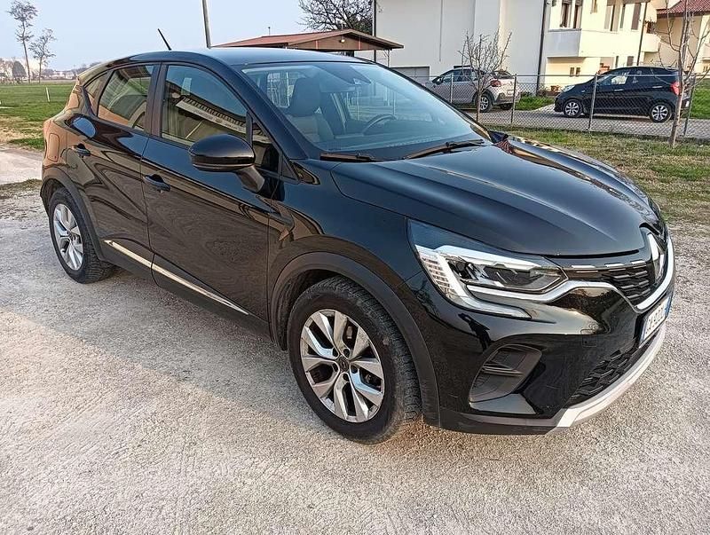 Usata Renault Captur 95 CV (69 kW) 2020 Nero SUV