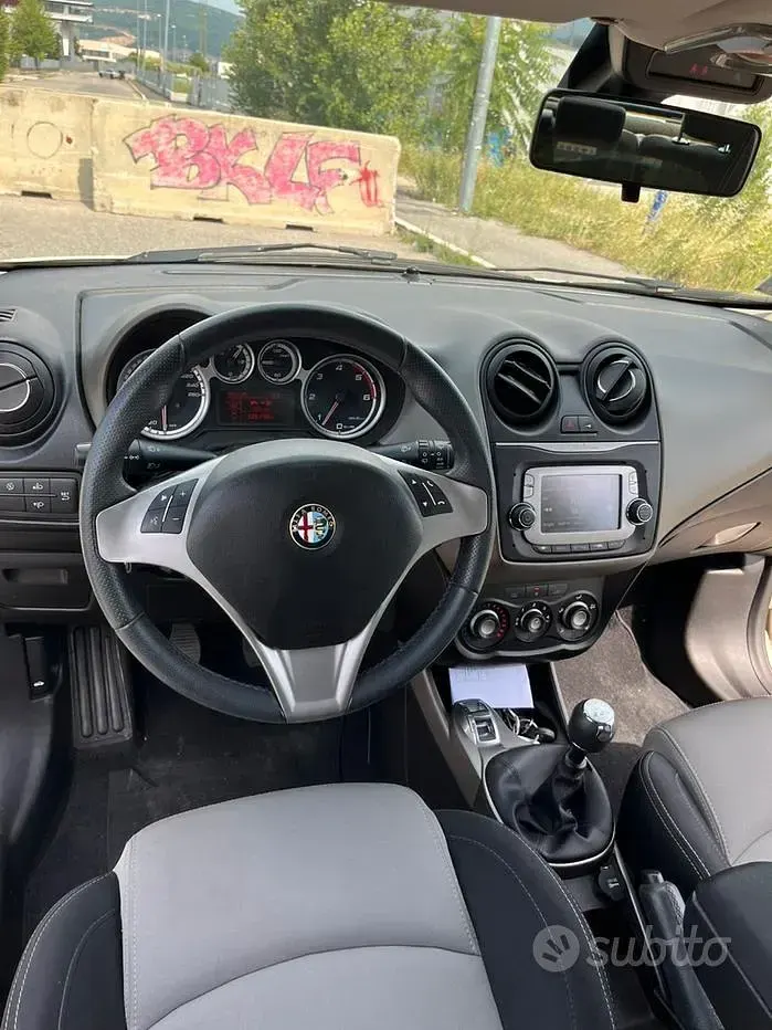 Usata Alfa Romeo MiTo 85 CV (62 kW) 2015 Bianco Utilitaria