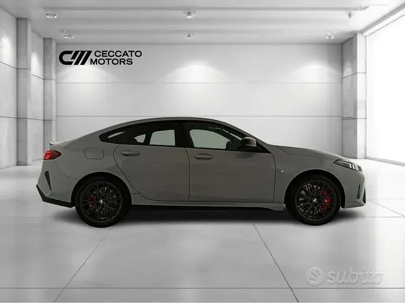 Nuova BMW M235 M Sport 300 CV (220 kW) 2026 Grigio Coupé