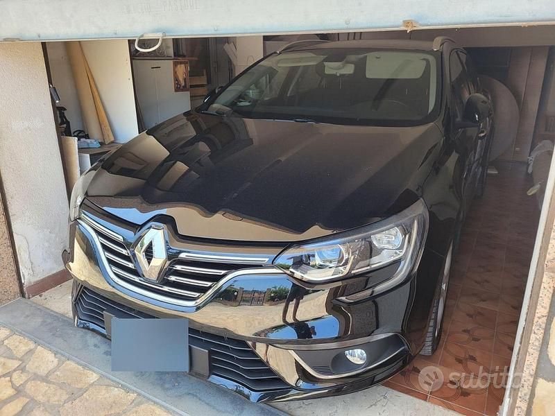 Usata Renault Mégane IV 115 CV (84 kW) 2019 Nero Station wagon