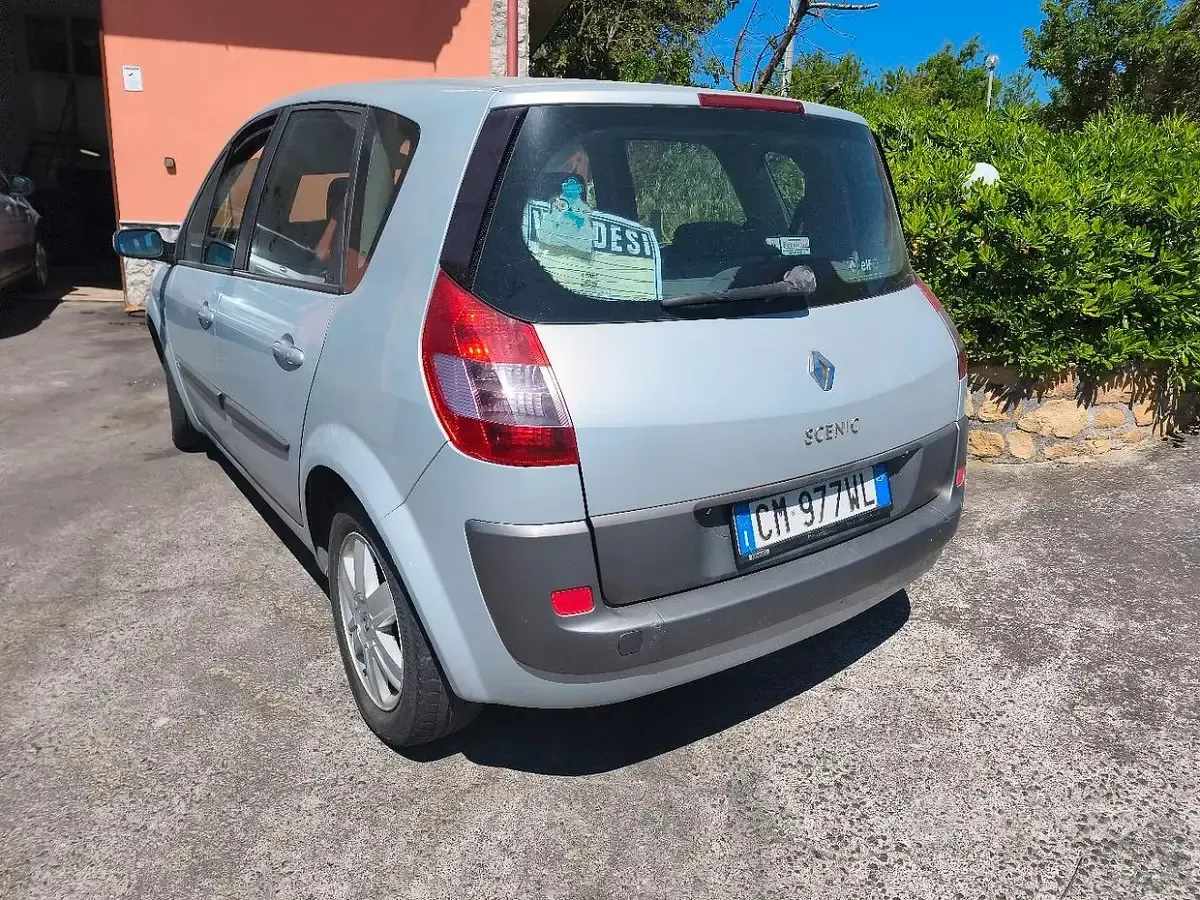 Usata Renault Scenic E-Tech 120 CV (88 kW) 2004 Grigio Monovolume